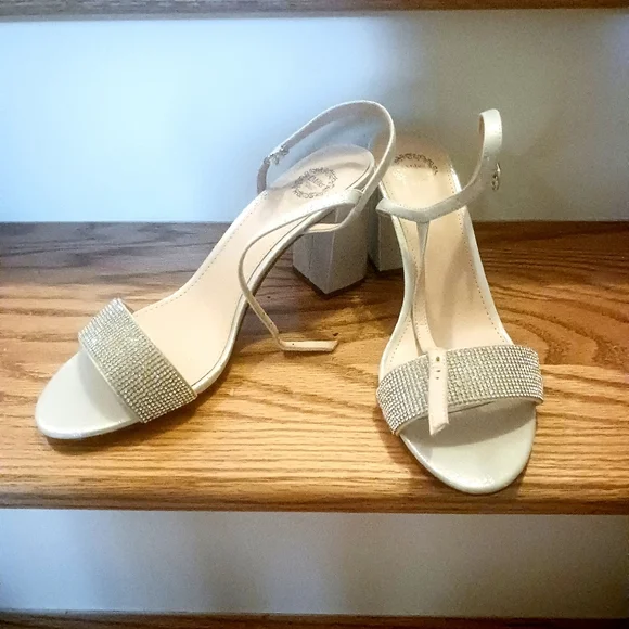 NEW I.Miller Silver Rhinestone Sandals Size 10 - Picture 8 of 8